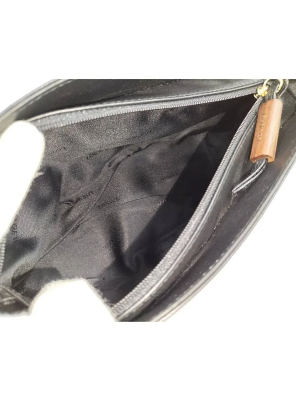 Loewe Pouch Leather Black